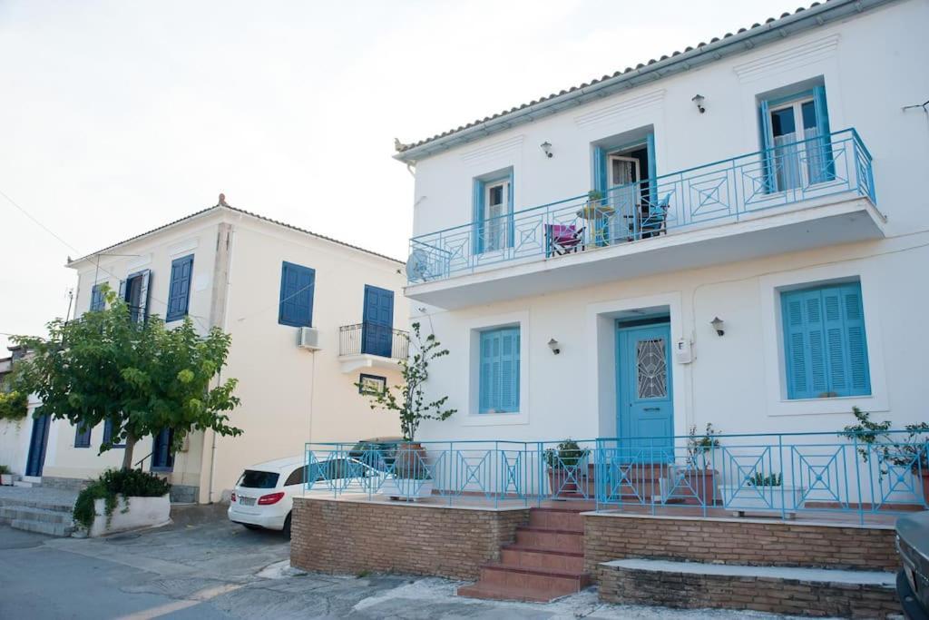 Areti'S Captain'S House With Private Terrace Galaxídhion Exterior foto